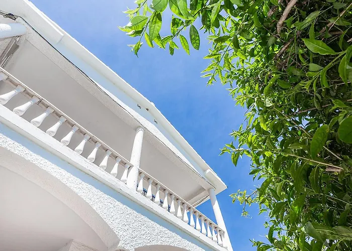 Monko Villa Mieres